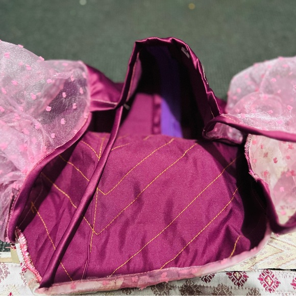 Thai Silk blouse and skirt custom designed for special occasions. Small. NWT - Picture 15 of 16